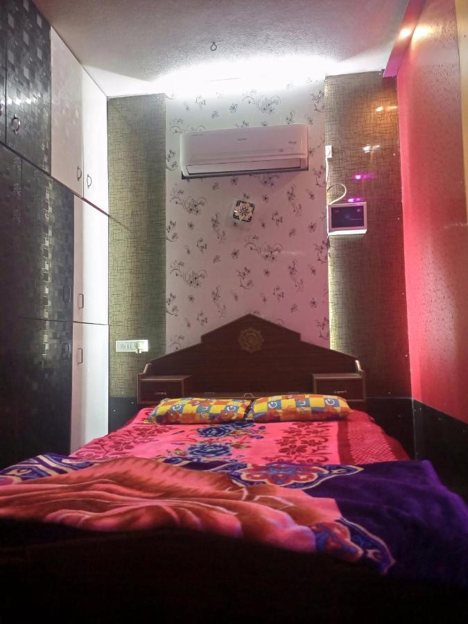 קנצ'יפוראם Linga Homestay 2Bhk מראה חיצוני תמונה